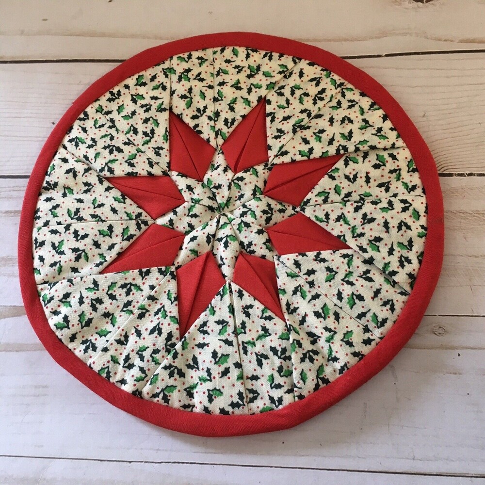 Holiday Folded Star Quilted Christmas Potholder Red Green White